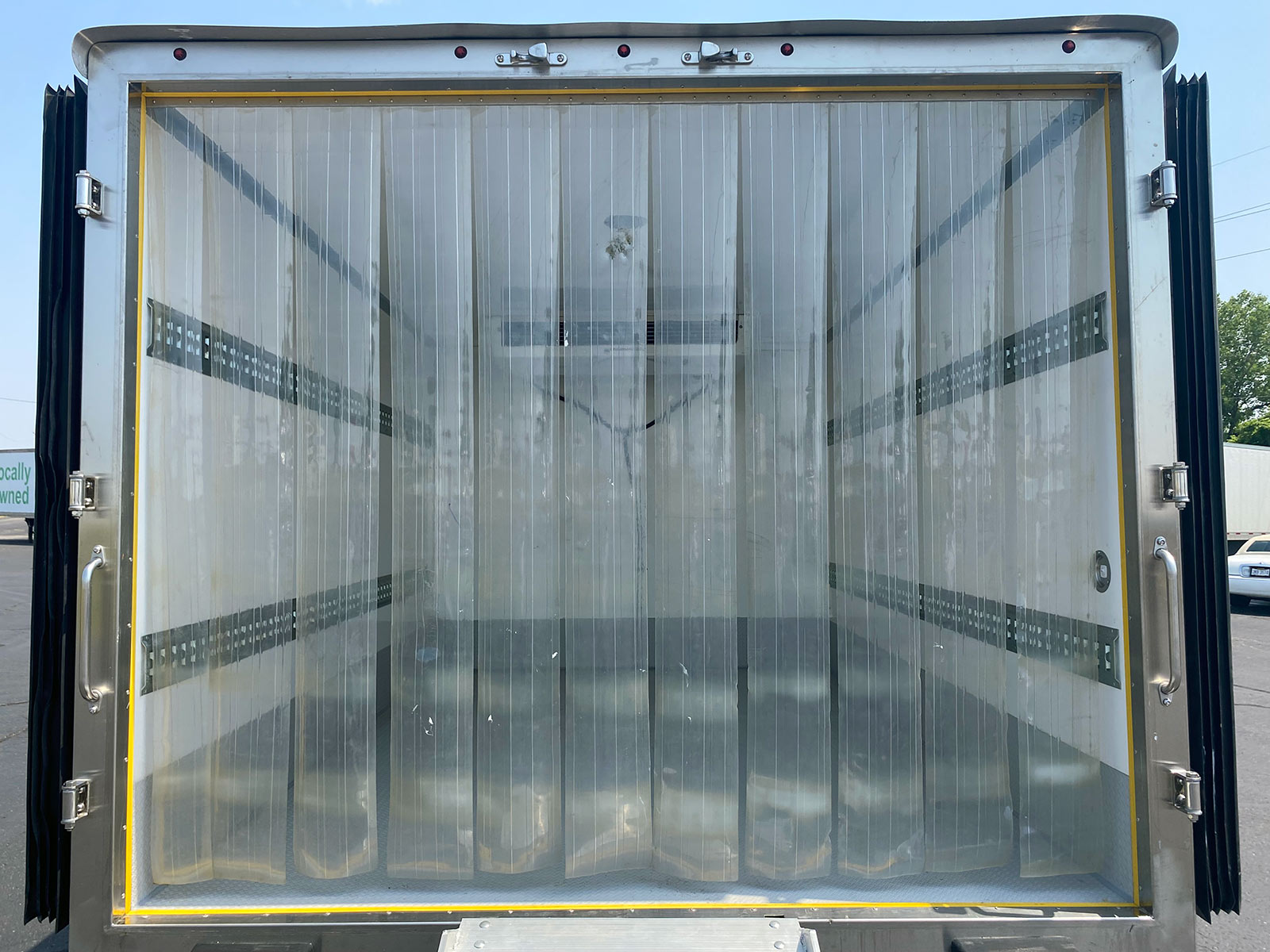 refrigerated box truck for sale